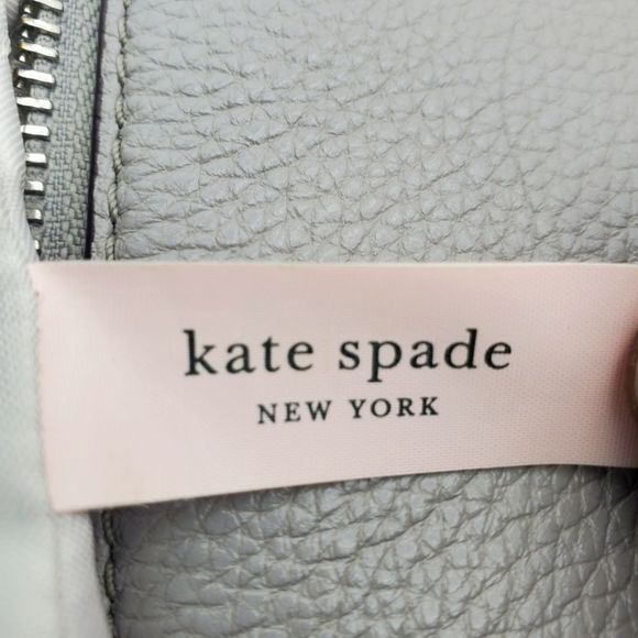 Kate Spade New York "Jackson" top zip leather crossbody bag. P62 - Picture 9 of 10